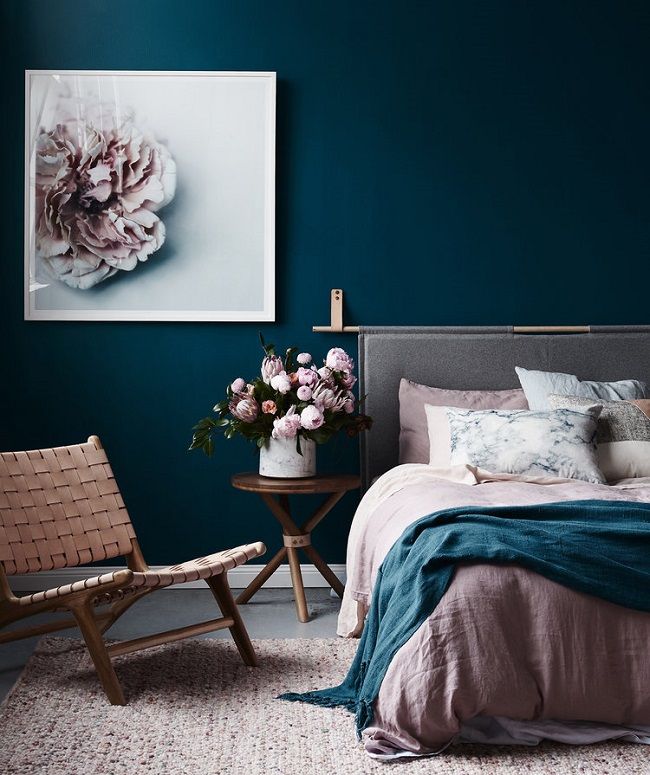Bold Color Bedroom Ideas