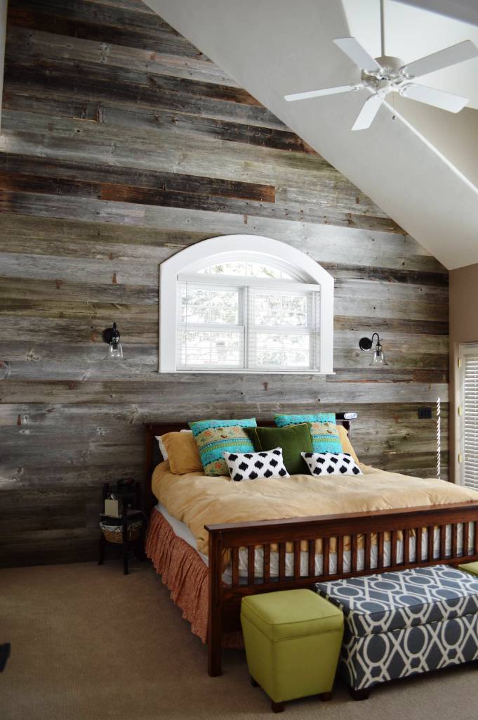 Reclaimed Barn Wood Small Space Bedroom