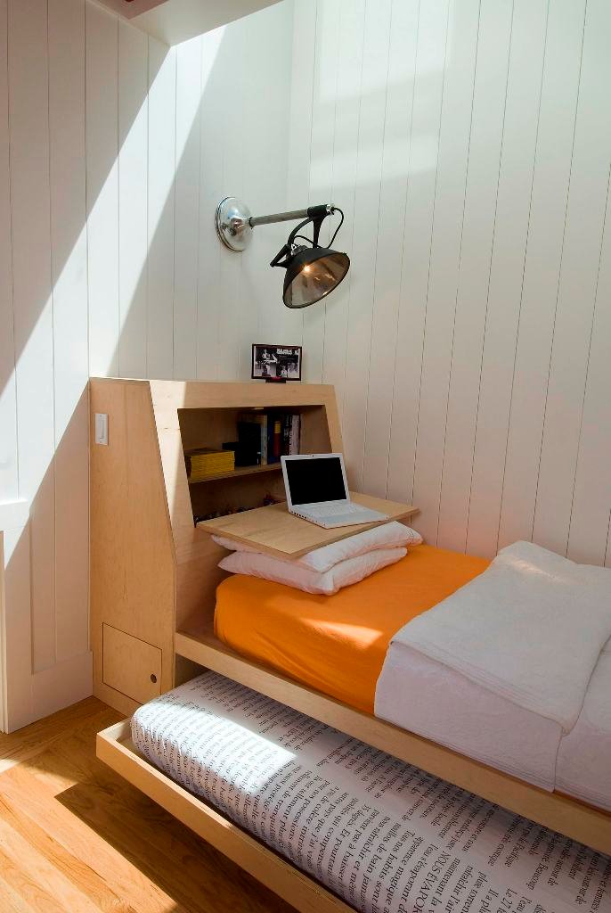 8 Small Space Furniture Ideas to Maximize Your Room