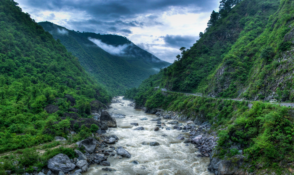 beautiful himalayas river