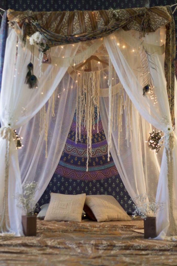 bed canopy with lights