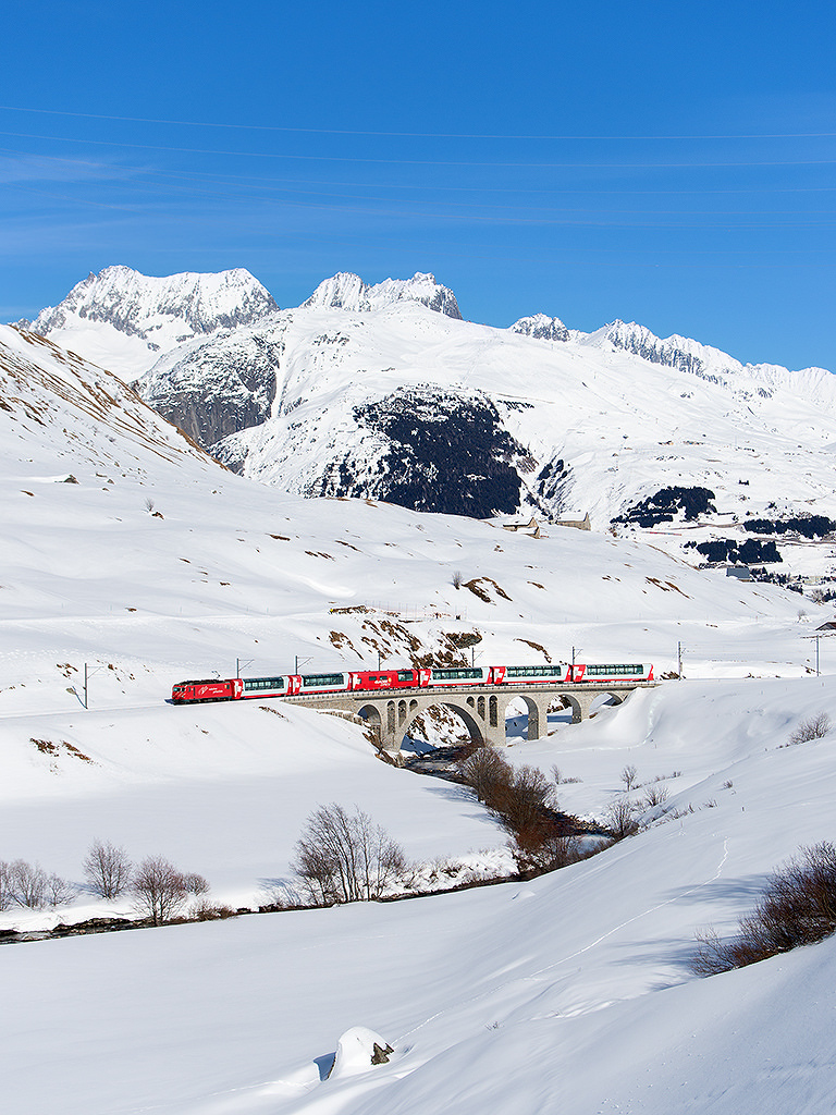 switzerland train tours glacier express