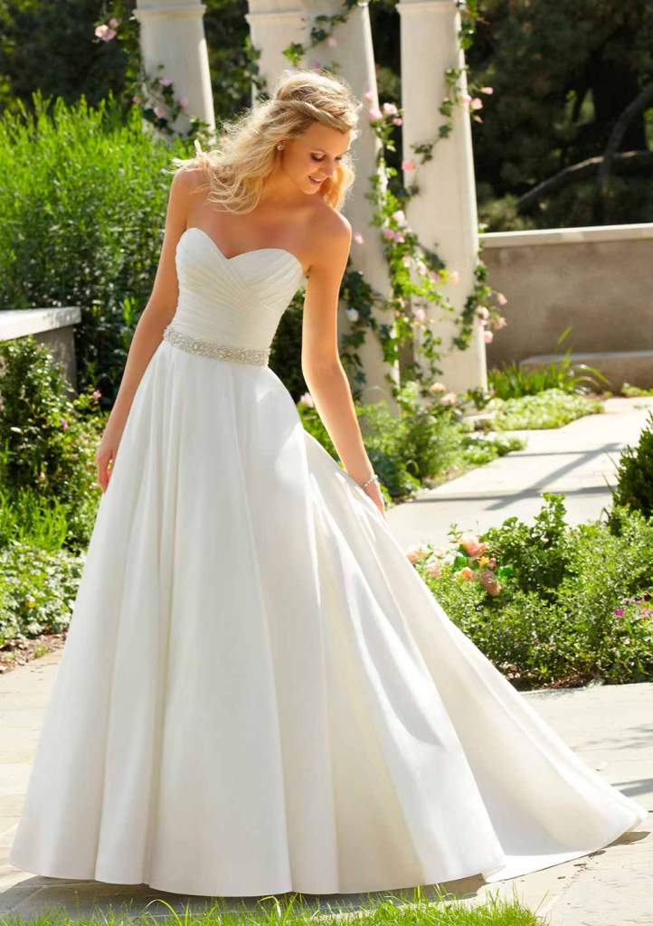 New Design White line sweetheart Ivory Empire Wedding Dress