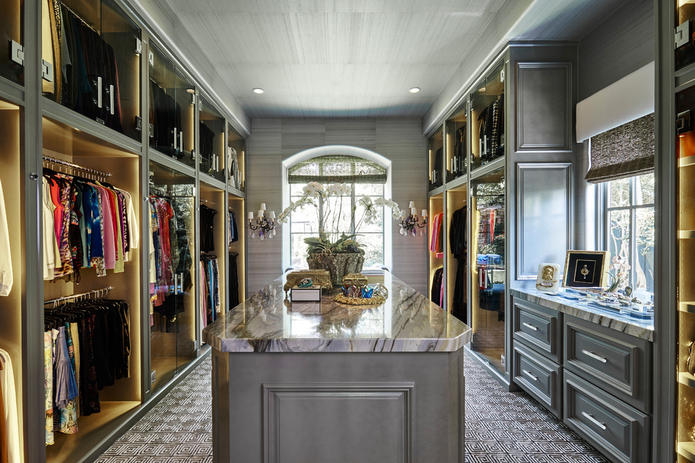 Modern Large luxury walk in closet with glass front doors