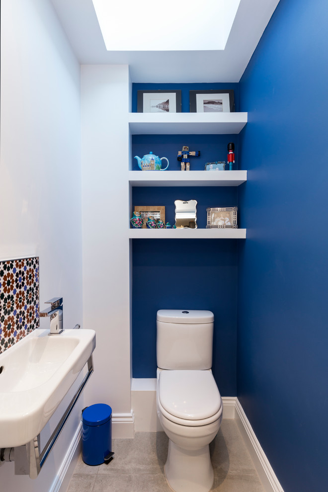 blue and white bathroom wall