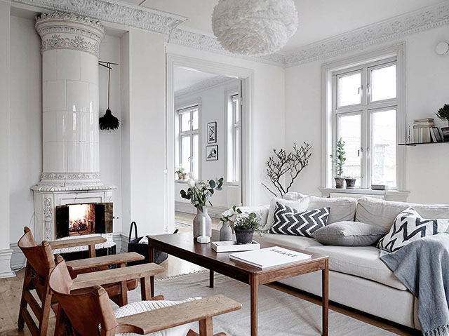 Old Charming Apartment Scandinavian Style Living Room