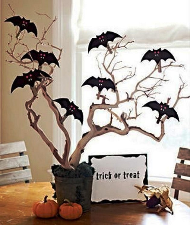 Tree Halloween Bats