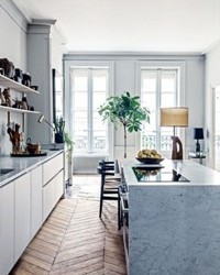 Design of a modern lounge kitchen