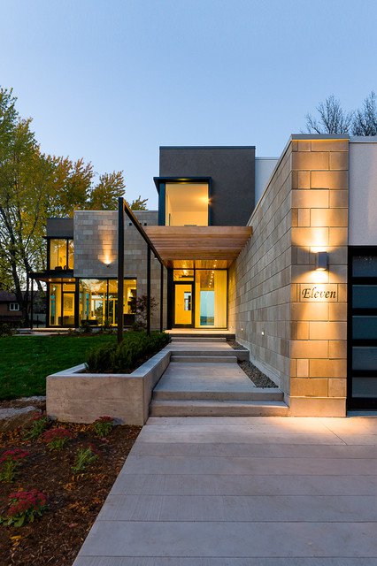 Modern Home Entrance Design