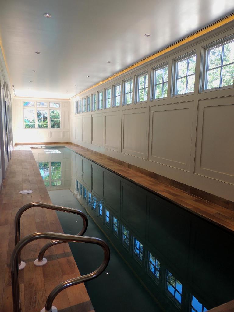 Inspiration for a Timeless Indoor Rectangular Pool