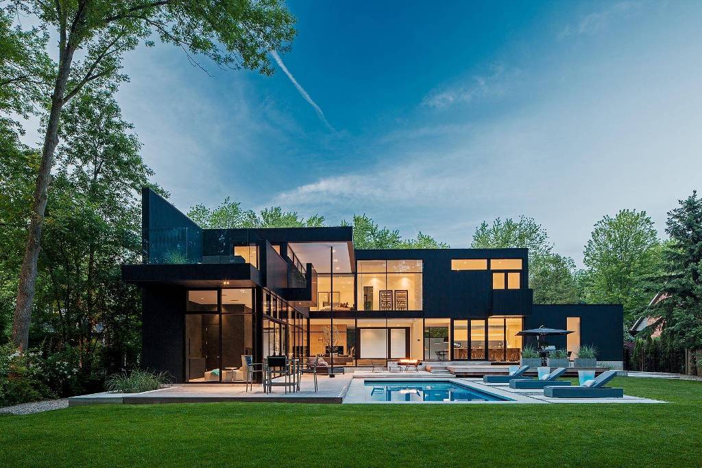 Ultra Modern Family Home Black Two-story Exterior