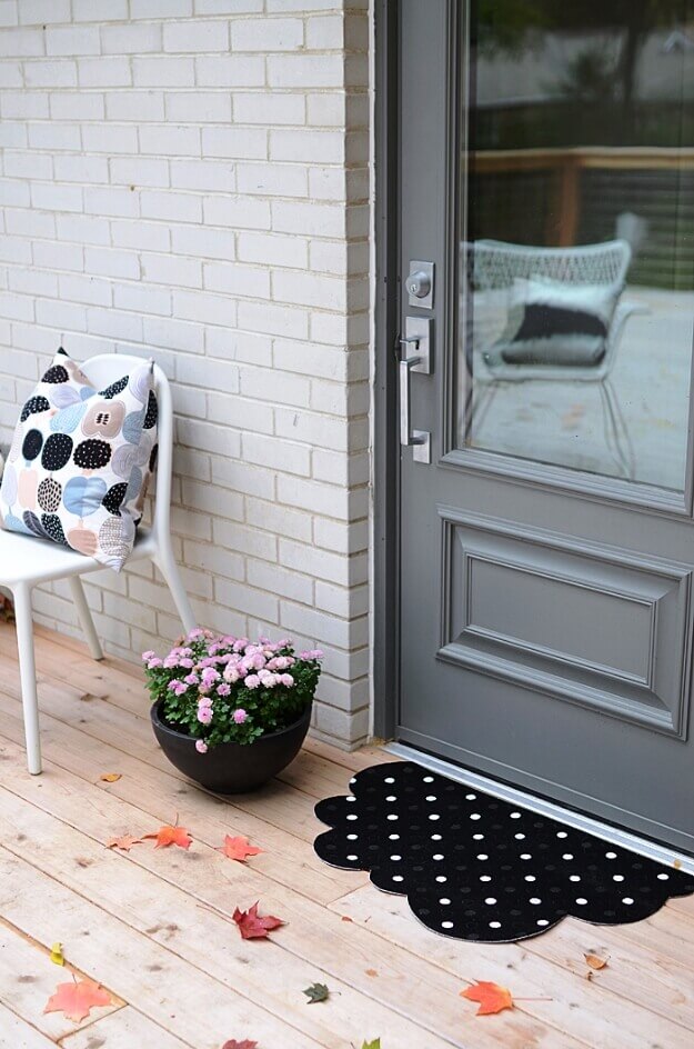 Creative DIY Polka Dots Doormat