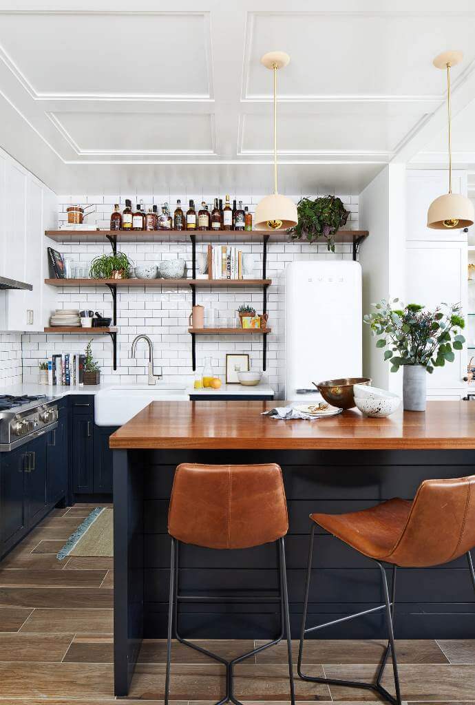 Small Kitchen Contrast Interior Design