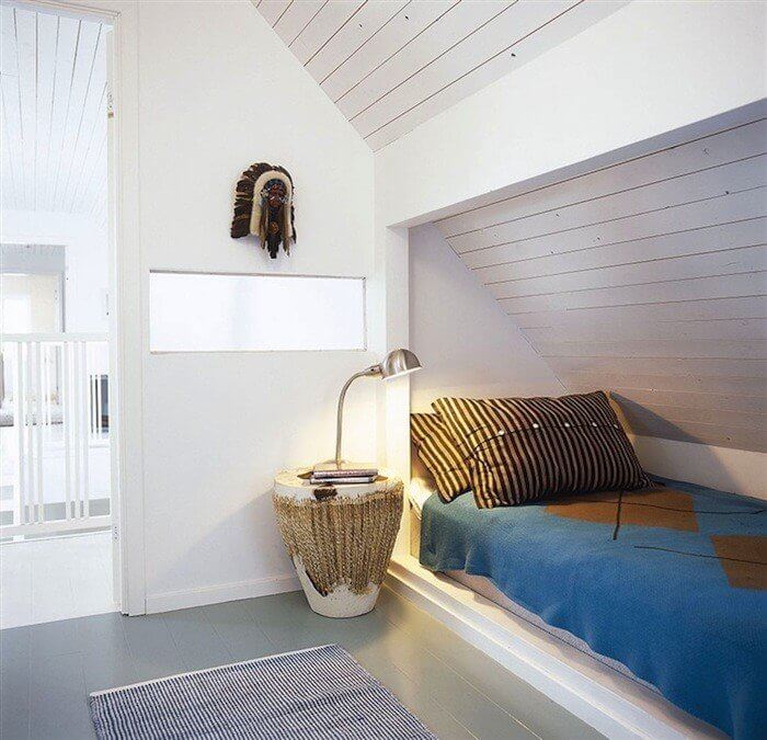 attic built in alcove beds