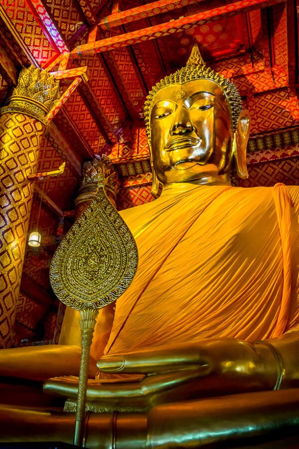 Ayutthaya wat Phanan Choeng buddha