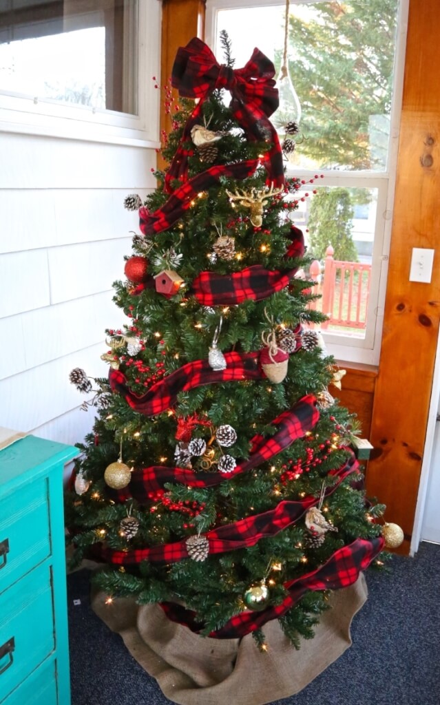 plaid ribbons Christmas tree decoration