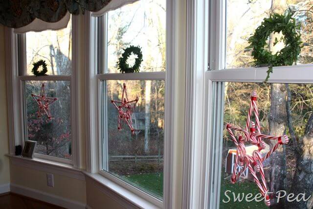 Candy Cane Christmas Wreath Window