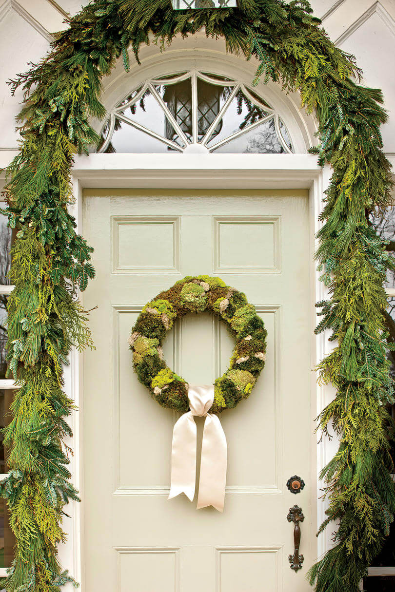 Christmas Wreaths With Succulents