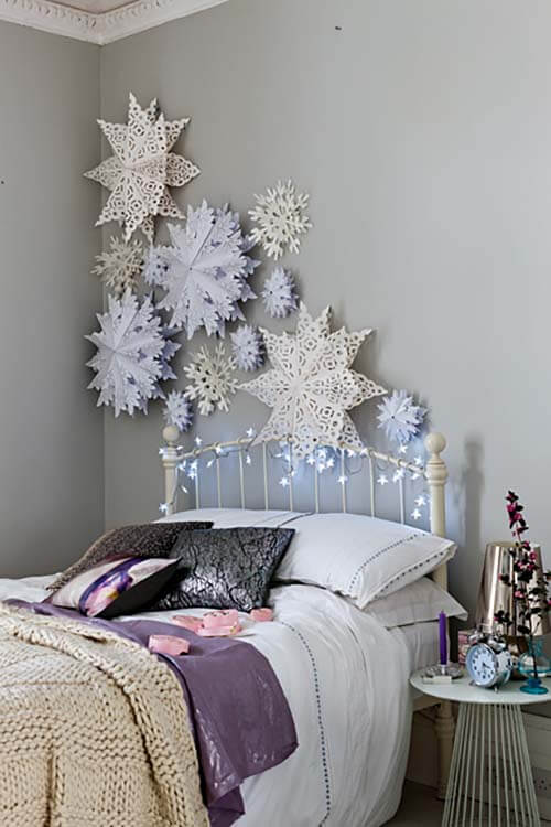 Creative Christmas Bedroom Decoration