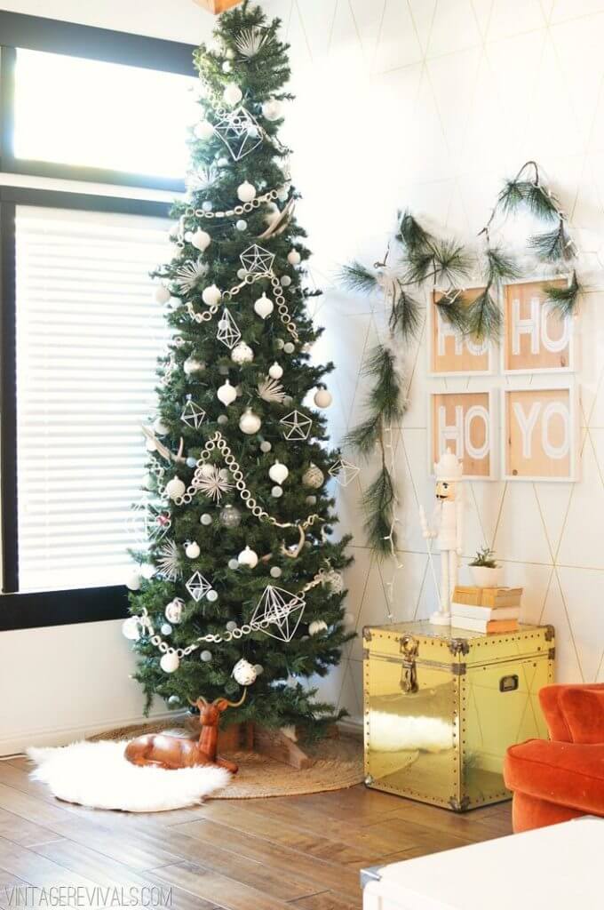DIY White Christmas Tree Decorations