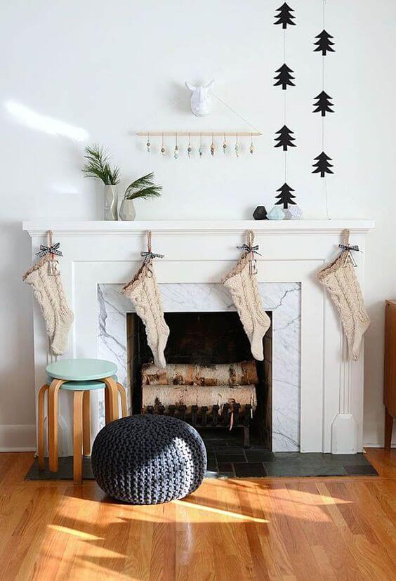 Elegant Minimal Fireplace Decoration