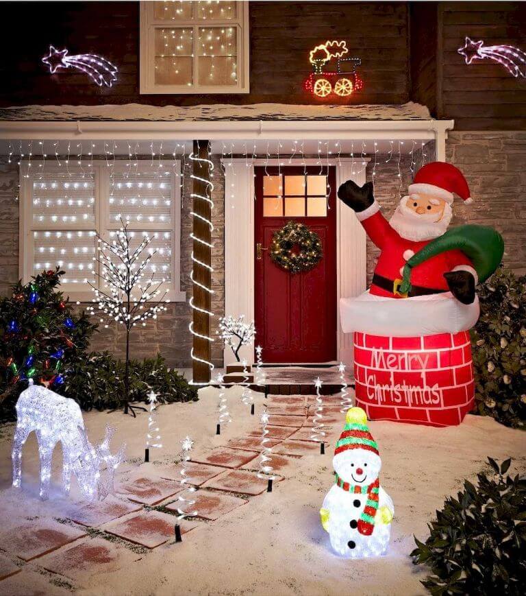 Festive Patio Christmas Decorations