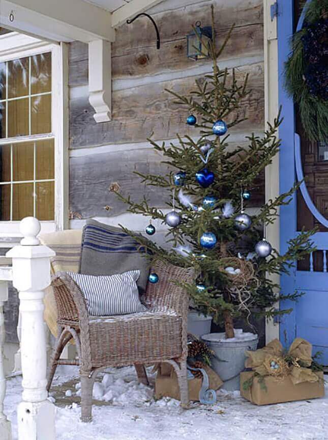 Globe Ornaments Patio Christmas Tree