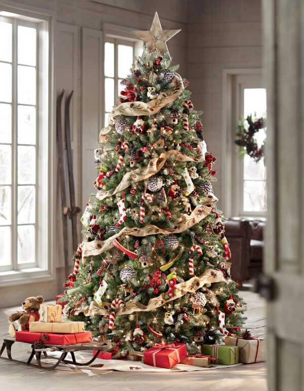 Vintage Ornaments Christmas Tree