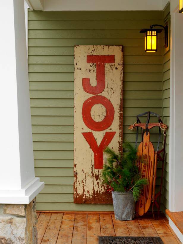 DIY Hand Painted Christmas Signs