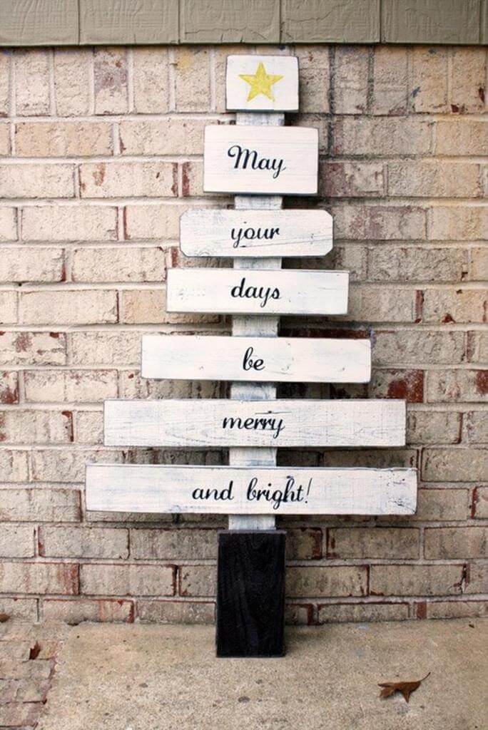 Wooden Pallet Christmas Signs Tree