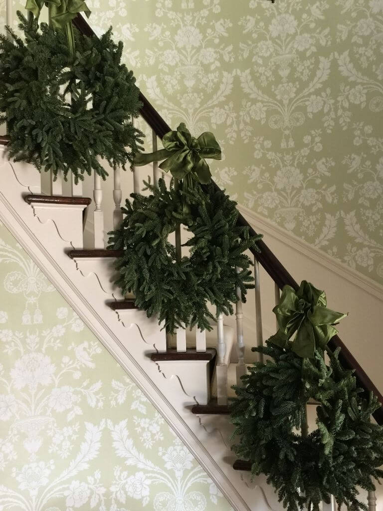 Christmas Wreaths Staircase Decor