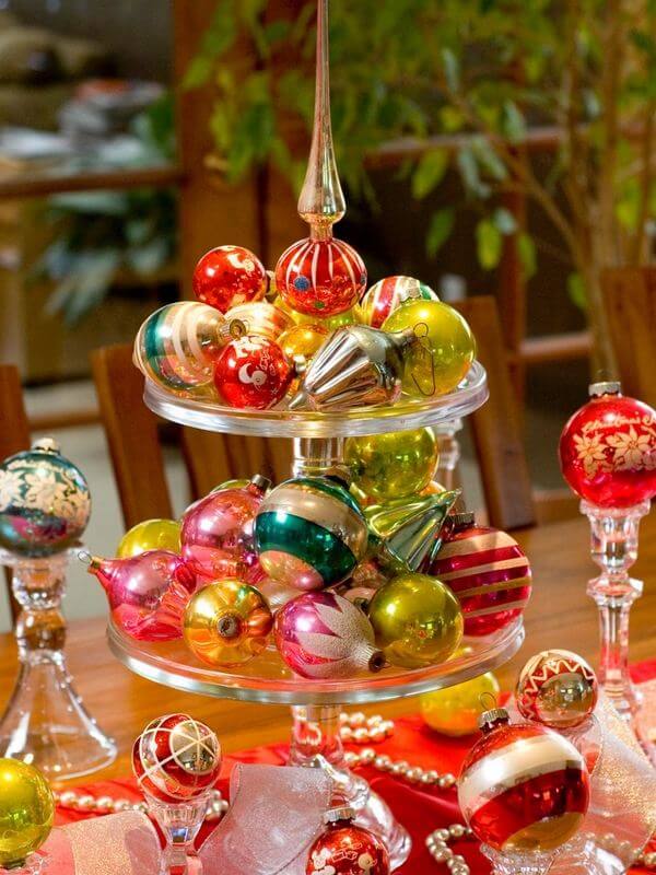 Colorful Ornaments Cakestand Display