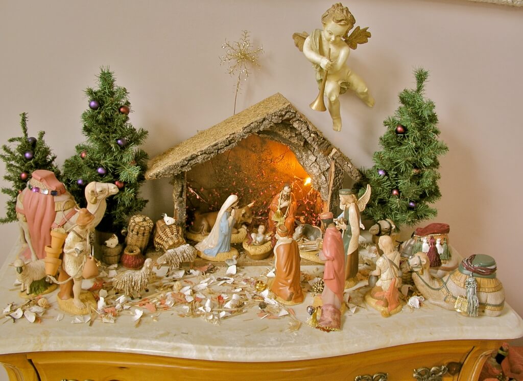 Nativity Scene Christmas Table Display