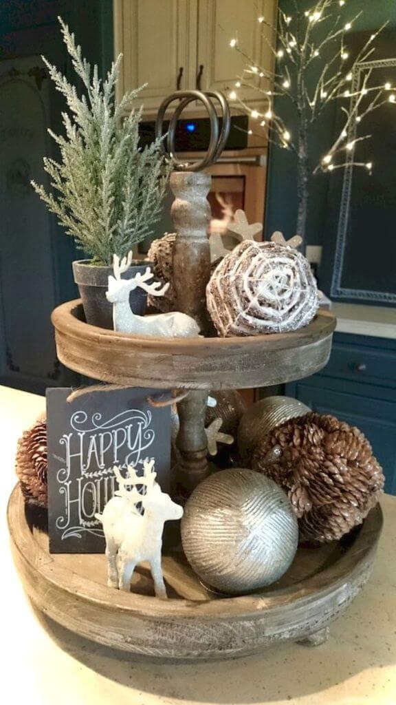 Rustic Christmas Table Centerpiece