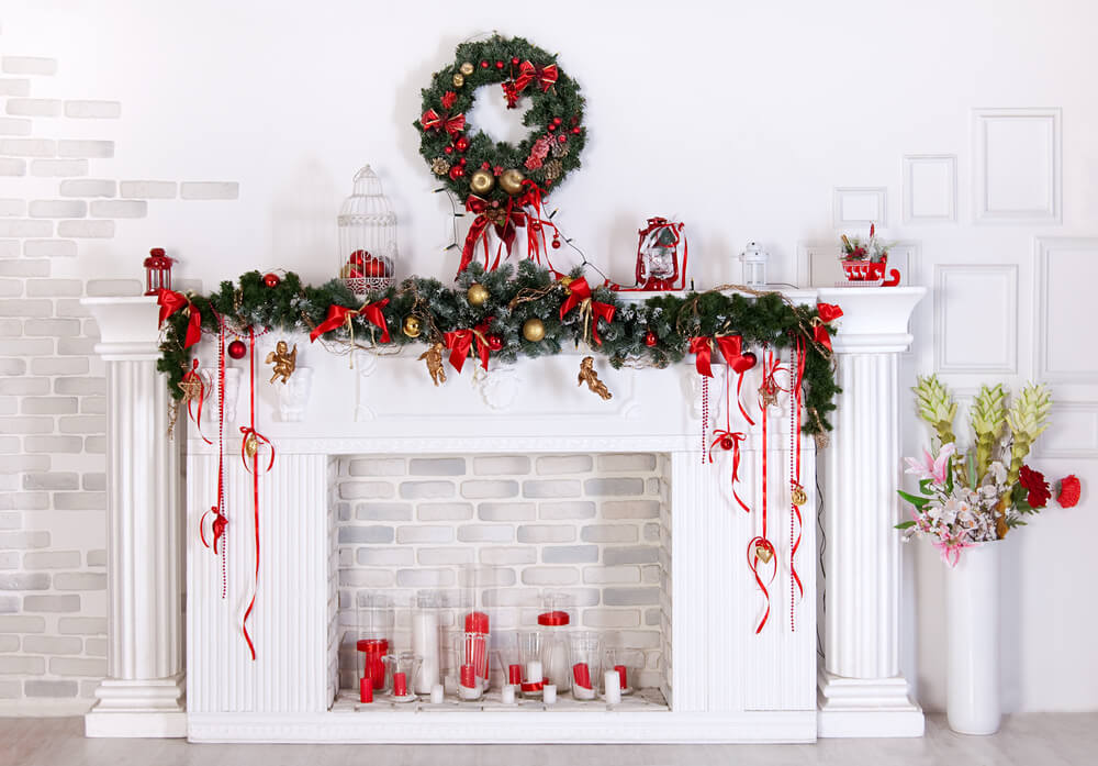 Traditional Red Green Christmas Mantel