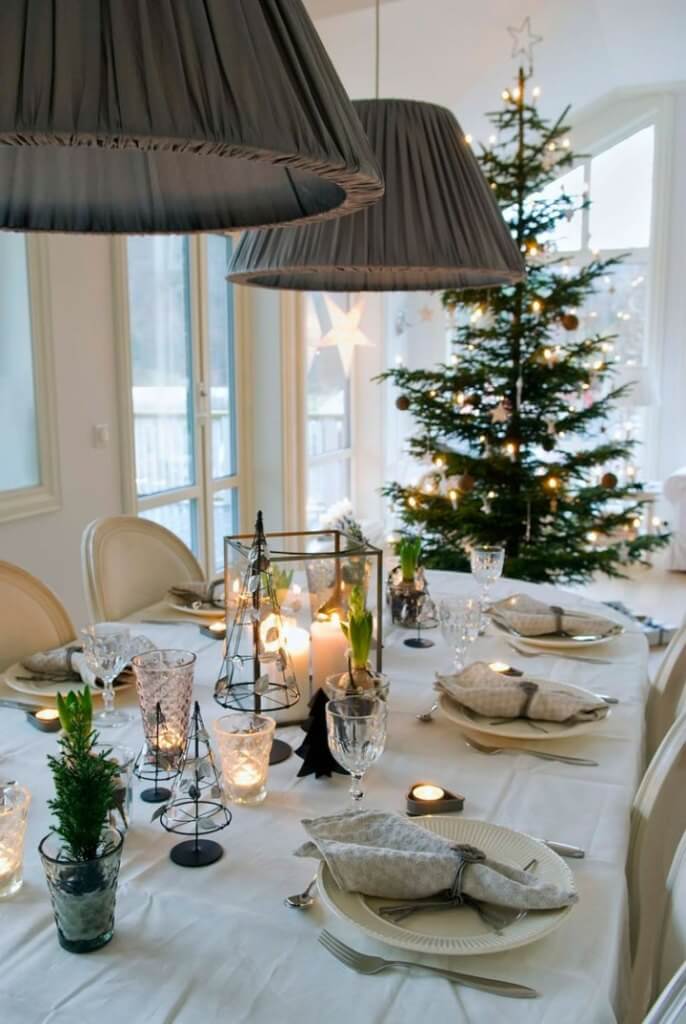 Elegant Nordic Christmas Table Decor