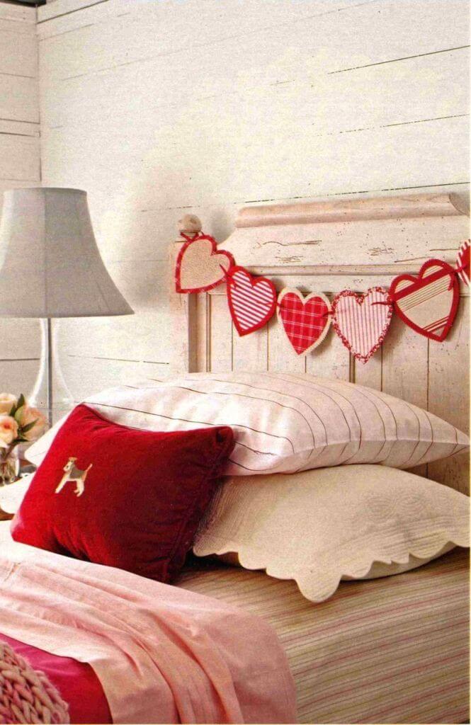 Hearts Garland Valentines Day Bedroom Decor