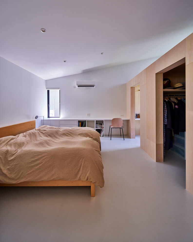 Minimalist Decor Bedroom Design