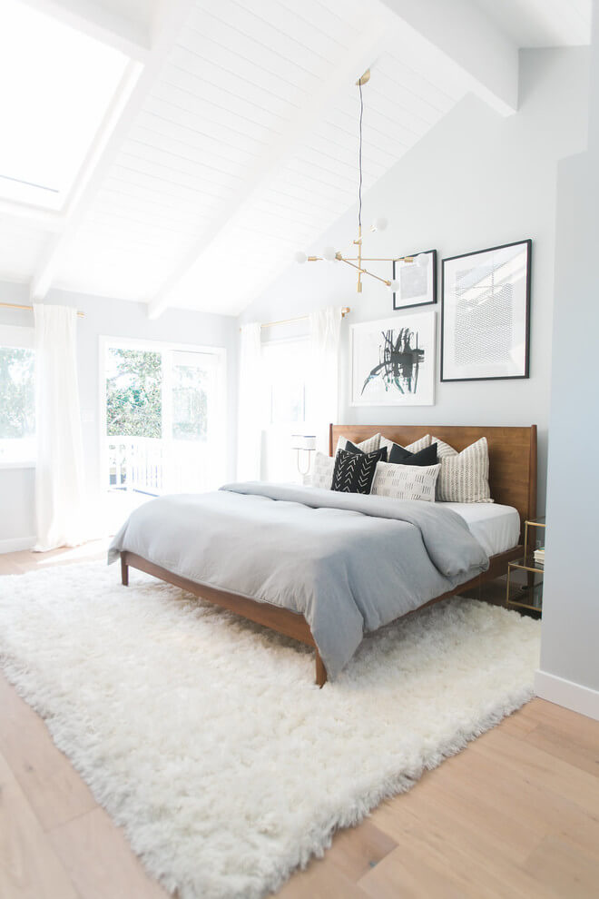 Simple Midcentury Modern Bedroom Decor