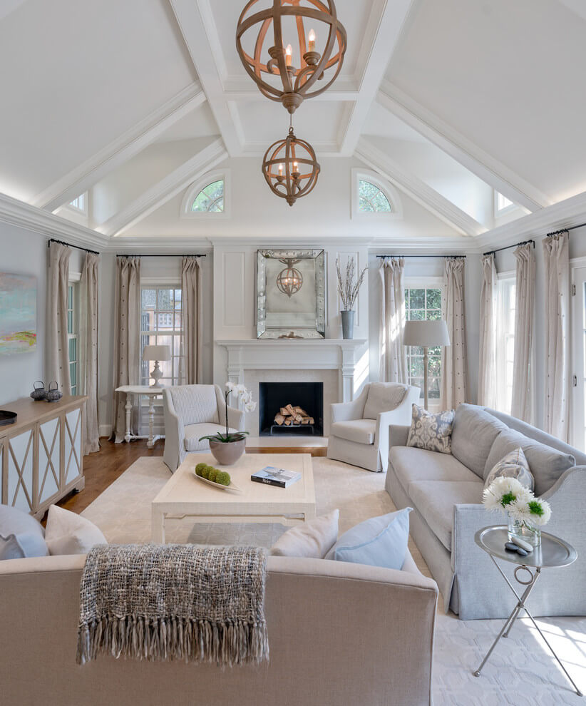 Grand White Decor Living Room