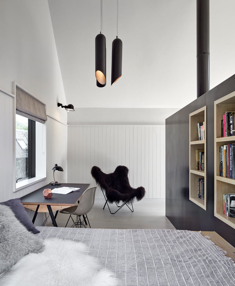Minimalist Design In Contemporary Bedroom
