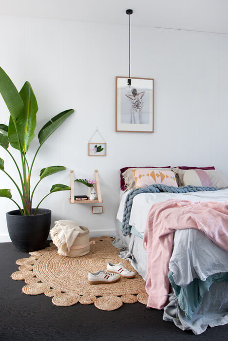 Vibrant Scandinavian Minimal Bedroom