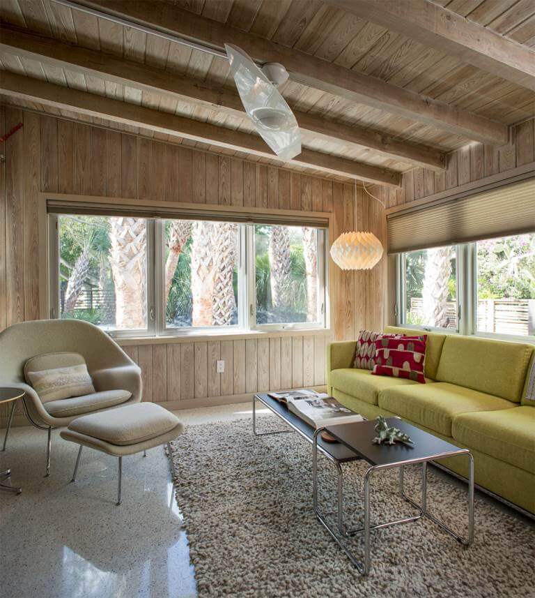Earthy Colors In Modern Living Room