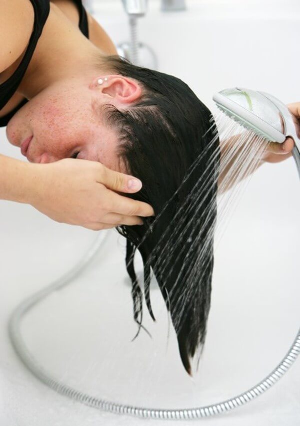 Cold Rinse for Shiny Smooth Hair