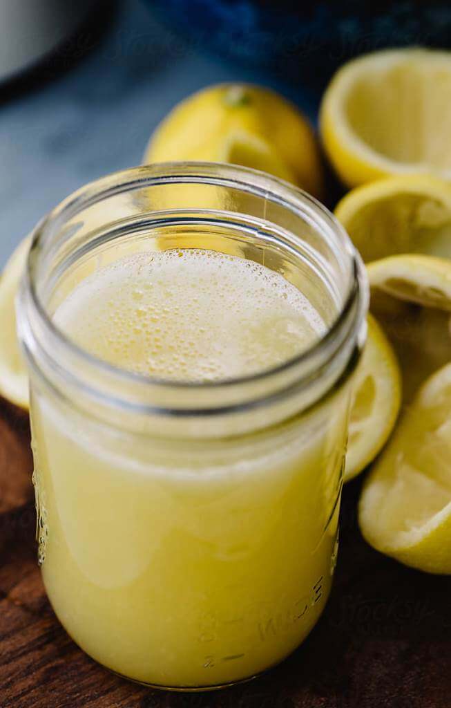 Lemon or Lime Juice Rinse for Clean Hair