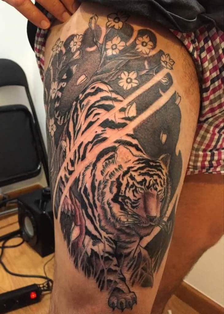 Thigh Ink of Prowling Tiger