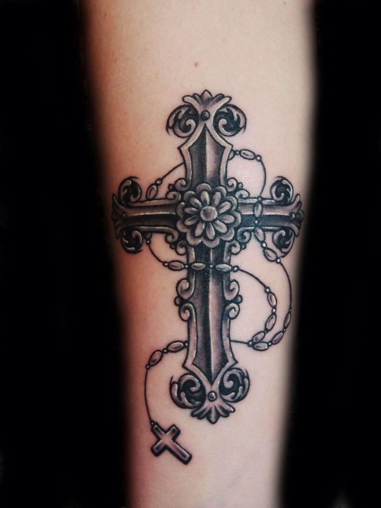 50 Cross Tattoo Ideas To Try For The Love of Jesus