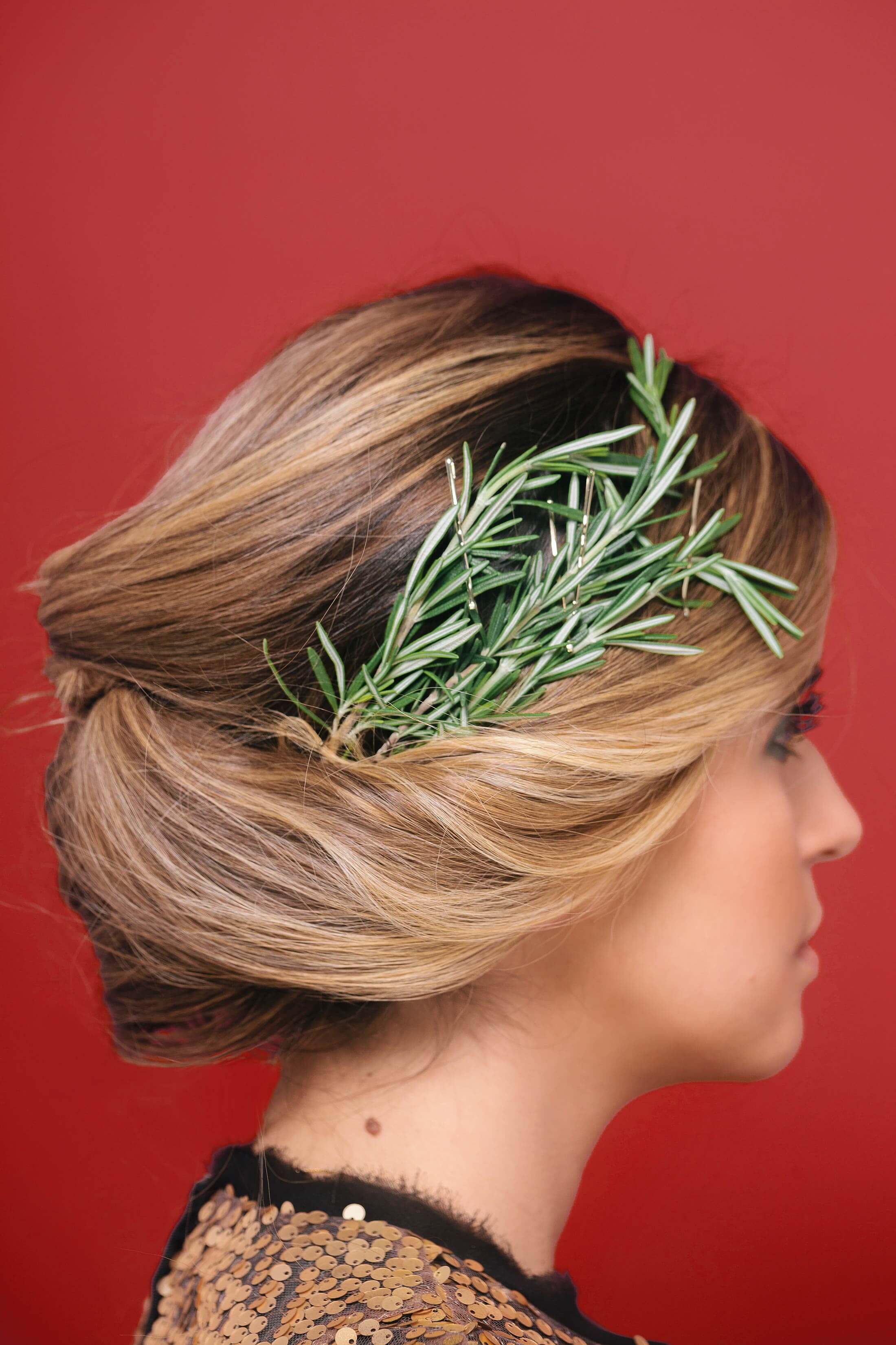 28 Stunning Christmas Hairstyles Don T Miss Out The Holiday Fun