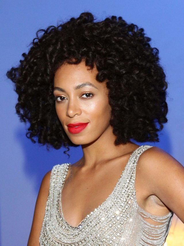 21 Curly Hairstyles for Medium Hair- Create the Magic with Your Hair