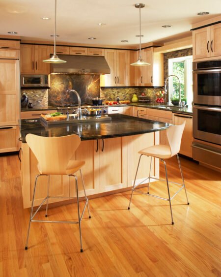 Wood Tones in Kitchen Design Ideas